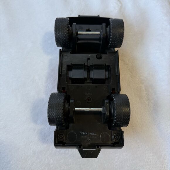 VINTAGE TONKA PICK UP TRUCK - TONKA GO-CART RACING - HASBRO 2002 - Picture 7 of 16